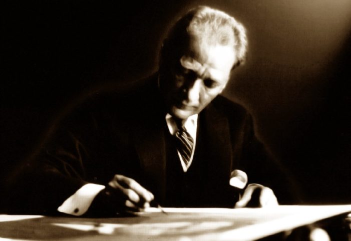 Atatürk: ‘Ey yükselen yeni nesil! İstikbal sizindir…’