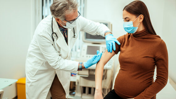 CDC’den hamilelere çağrı: “Aşı yaptırın!..”