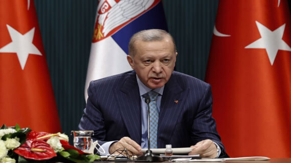 Erdoğan: Suriyelilere ev sahipliği yapmaya devam edeceğiz