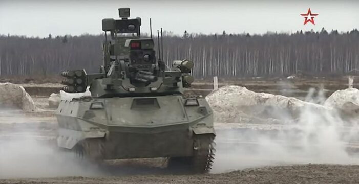Putin emri verdi: Rus askerleri ve tanklar Ukrayna’ya ilerliyor..