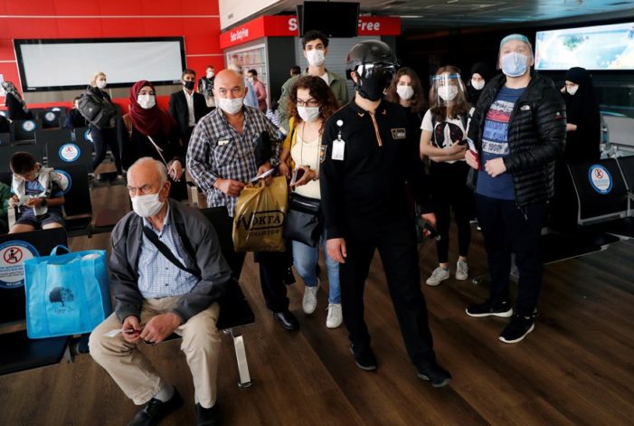 Türkiye “Corona riskli ülkeler sınıfında”