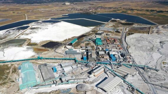 Ekoloji Birliği: “Vandal değil yaşam savunucularıyız” Ekoloji Birliği: “Vandal değil yaşam savunucularıyız”