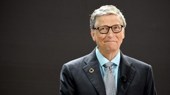 Bill Gates: Çılgın komplo teorilerine şaşırdım