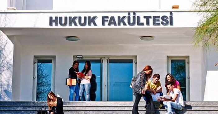 Asgari ücretle çalışan avukat var!..