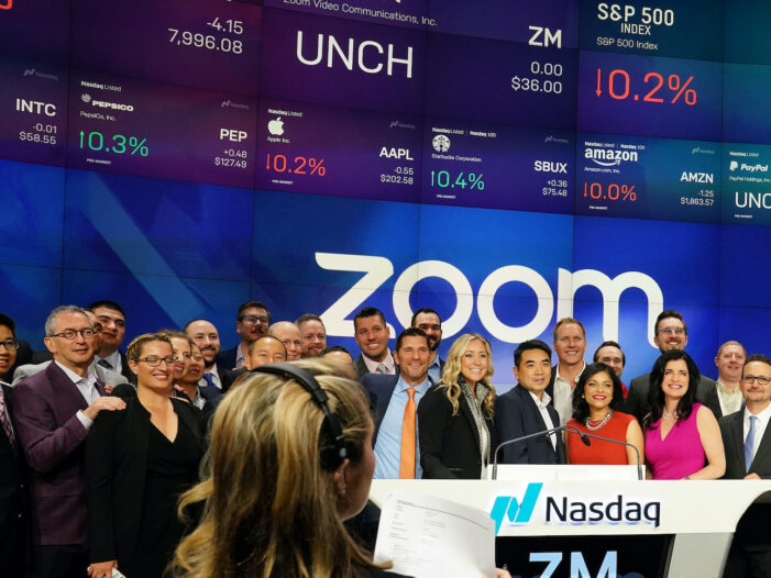 Zoom pandemide gelirini artırdı