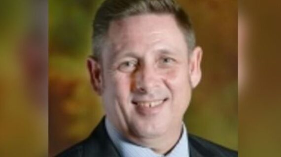 Rehber öğretmen öğrencileri striptiz kulübüne götürdü!..