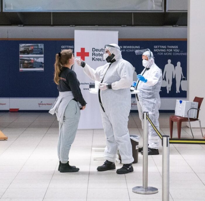 COVID-19: Almanya’da aşılı dört kişide Omicron çıktı