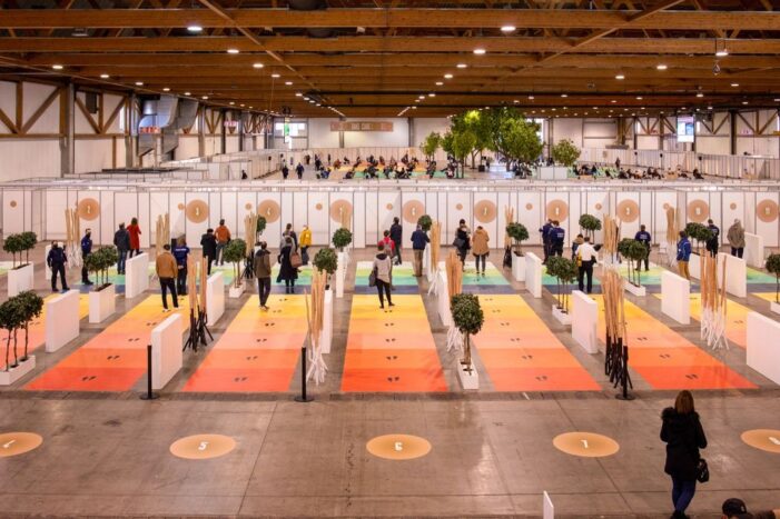 COVID-19: Brüksel’de 41 yaş üstü aşılama başladı