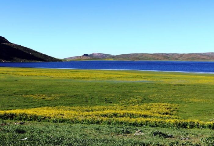 “Keşiş Gölü” ziyaretçilerini büyülüyor…