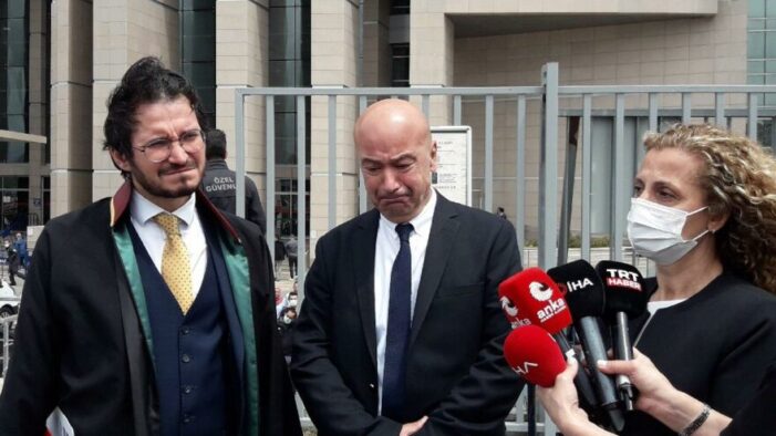 Meslektaşını öldüren doktor SEGBİS’le bağlandığı duruşmadan kovuldu