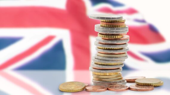 İngiliz ekonomisi yüzde 1,5 daraldı İngiliz ekonomisi yüzde 1,5 daraldı