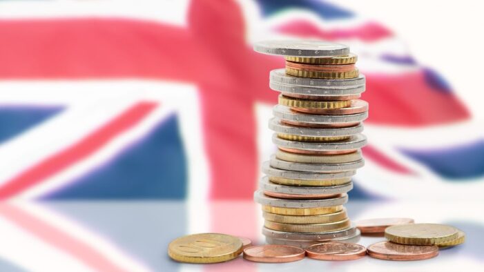 İngiliz ekonomisi yüzde 1,5 daraldı