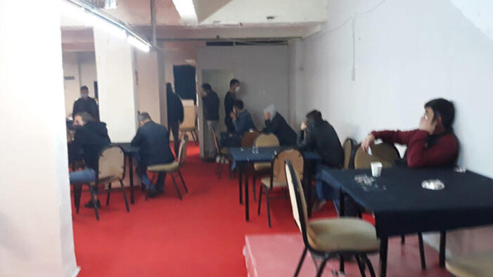 Mühürlenen derneğe kumar baskını!..