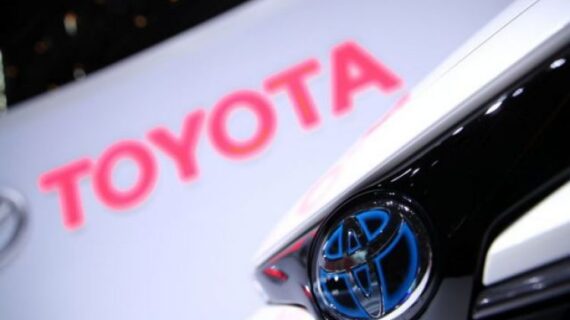 Toyota iki üretim hattını durduracağını açıkladı