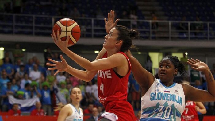 Potanın perileri Slovenya’ya farklı mağlup oldu