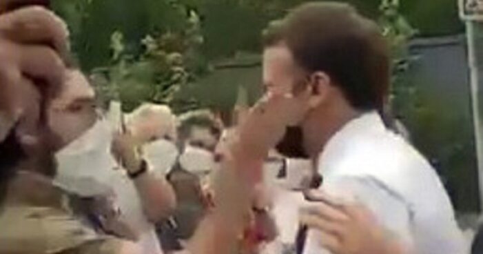 Fransa Cumhurbaşkanı Macron saldırıya uğradı