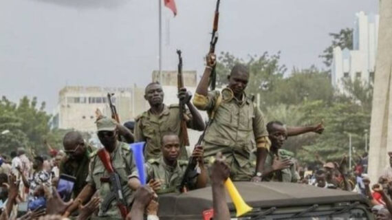 Mali’de askeri darbe sonrası başbakan belli oldu Mali’de askeri darbe sonrası başbakan belli oldu