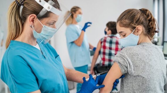 “Belçika’da gençler Covid aşısı yaptırmaya gelmiyor!..”