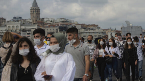 Türkiye’de gençlerin yüzde 70’i ekonomik endişe içinde