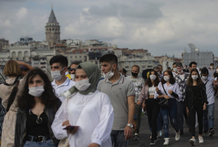 Türkiye’de gençlerin yüzde 70’i ekonomik endişe içinde