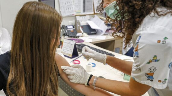 COVID-19: İsrail’de Delta varyantının önüne geçilemiyor!.. COVID-19: İsrail’de Delta varyantının önüne geçilemiyor!..