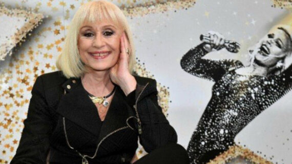 Dünyaca ünlü İtalyan şarkıcı Raffaella Carra yaşamını yitirdi