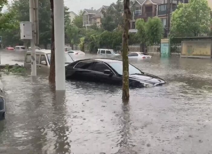 Çin’in Henan eyaletinde sel felaketi!..