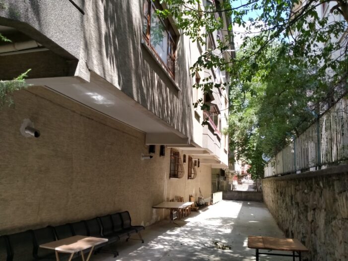 Hasta eşini boğduktan sonra intihar etti!..