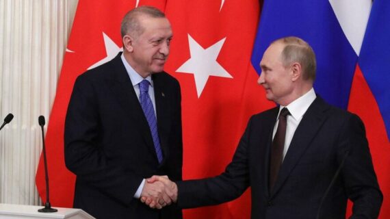Rusya Türkiye’ye 11 hava aracının daha gönderileceğini duyurdu