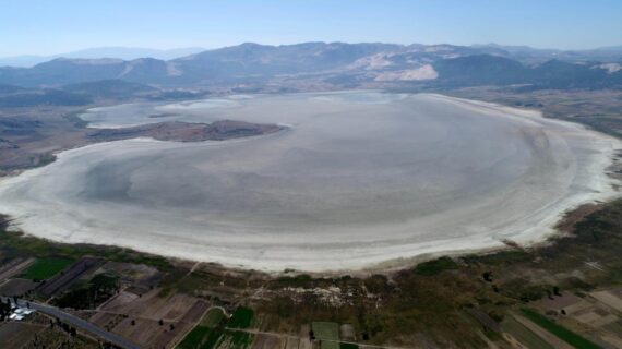 Türkiye’de 60’a yakın göl kurudu