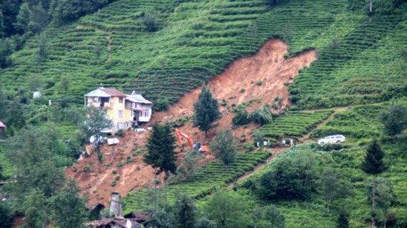 Rize’de sel felaketi: 47 bina yıkıldı 99 binada ağır hasar var Rize’de sel felaketi: 47 bina yıkıldı 99 binada ağır hasar var