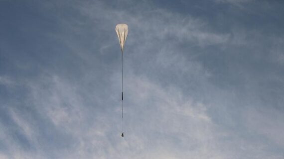 Uzaya roket teknolojisi yerine helyum balon gönderiliyor!..