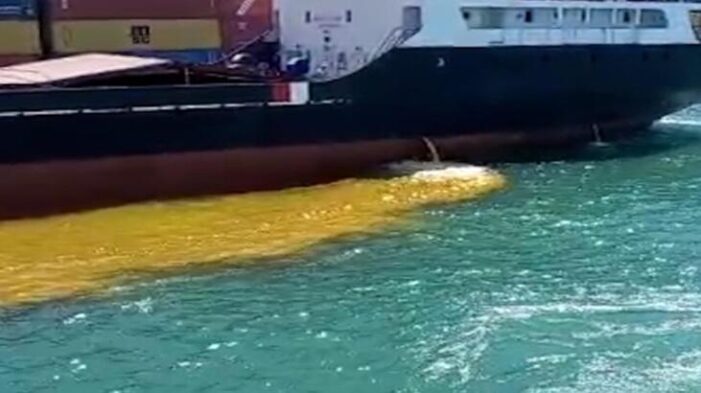 Denizi kirleten gemiye 1 milyon 355 bin TL ceza