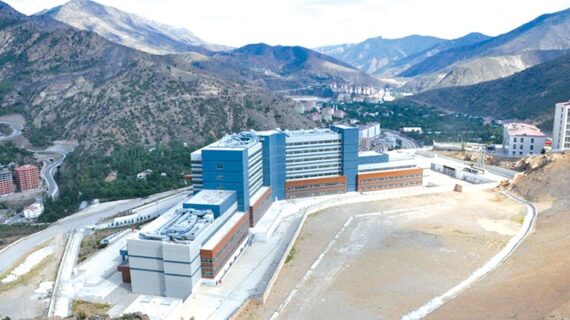 39 milyon TL harcanan devlet hastanesi açıldı