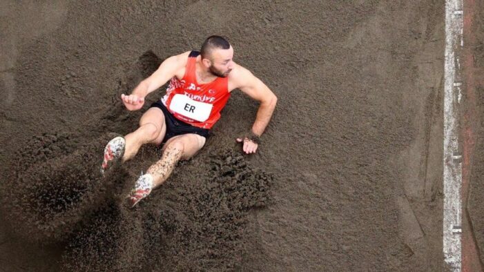 2020 Tokyo Olimpiyatları’nda üç adım atmalarında Necati Er finale yükseldi