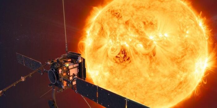 Çin ilk güneş keşif uydusunu başarıyla fırlattı