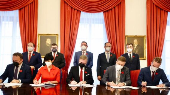 Çekya’da koalisyon hükümeti kuruluyor Çekya’da koalisyon hükümeti kuruluyor