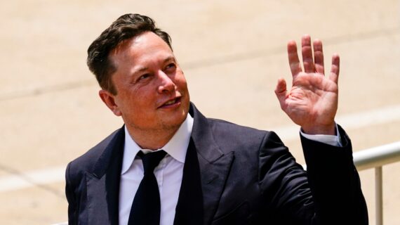 Elon Musk iki günde rekor servet kaybetti