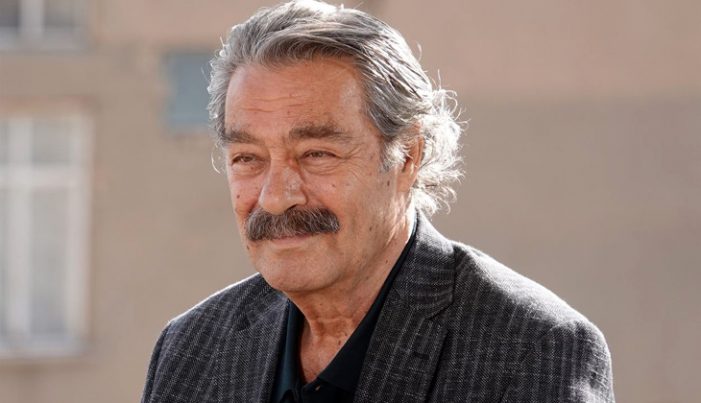 Kadir İnanır’ın bilinci açık