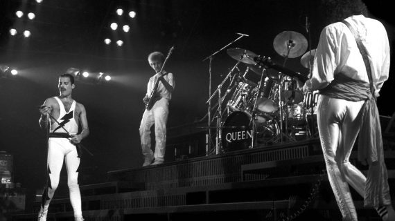 Queen’in Greatest Hits albümü rekor kırdı