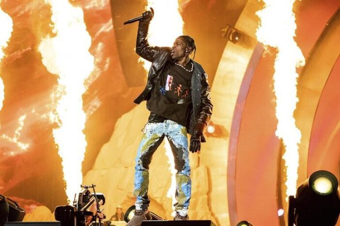 Travis Scott konserinde facia!