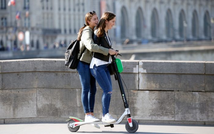 Paris’te e-scooter’lara yönelik karar alındı