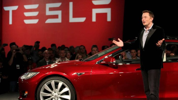 Elon Musk Tesla hisselerini satıyor
