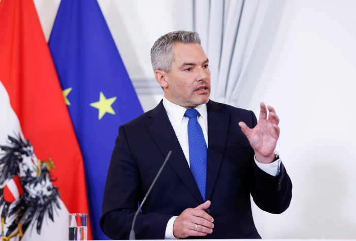 Avusturya‘nın yeni başbakanı Karl Nehammer oldu