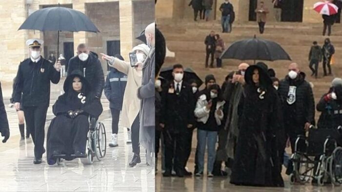 Bülent Ersoy’un fotoğrafı sosyal medyada tartışma yarattı