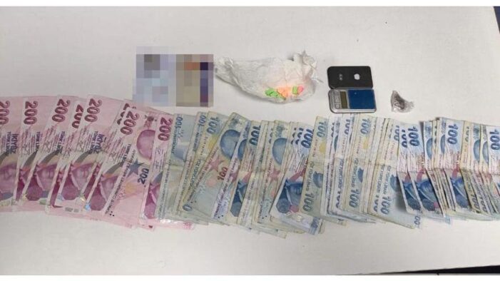 Sütyeninden hassas terazi çıktı