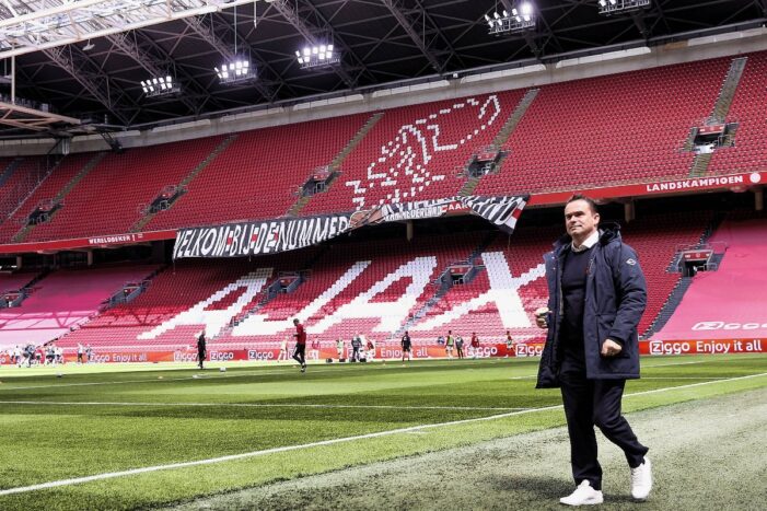 Marc Overmars kadınlara uygunsuz mesajları sonrası kovuldu