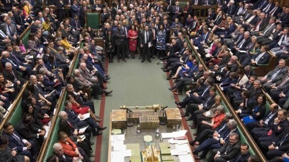 İngiltere’nin Rusya’ya yönelik yaptırımları genişletmesine izin veren yasa yürürlüğe girdi