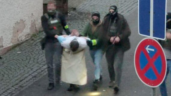 Almanya’da polisleri öldüren katil yakalandı