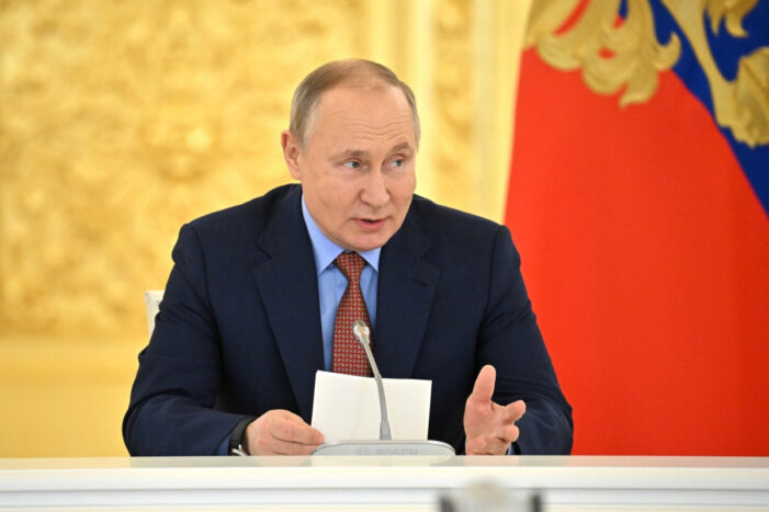 Vladimir Putin: Hükümetin ek kısıtlamalar uygulamak gibi planları yok